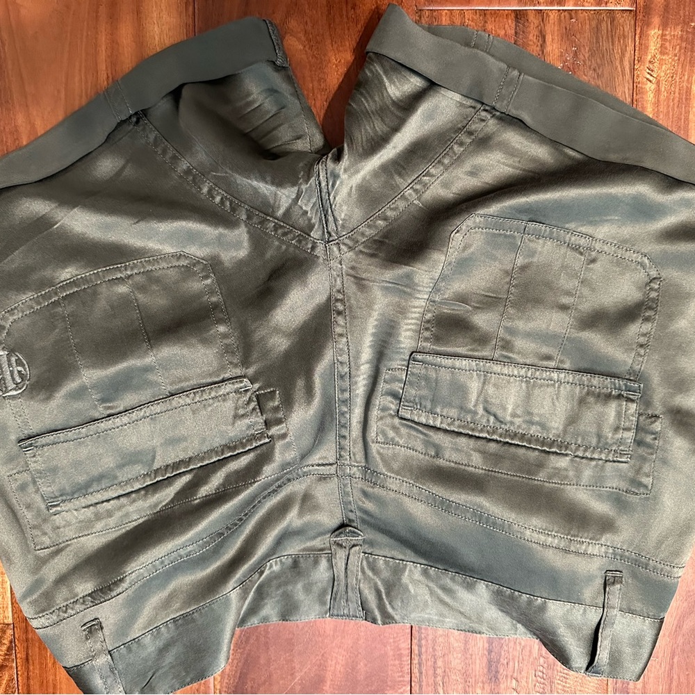 Rich & Skinny Women's Green Cargo Shorts - Picture 5 of 7